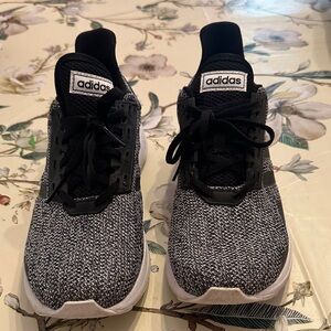 Adidas black and white Knit Sneakers, size 9